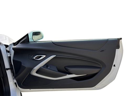 Used 2023 Chevrolet Camaro LT RWD image 36