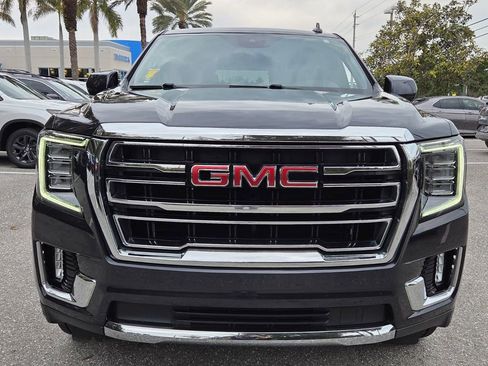 Used 2023 GMC Yukon SLT image 2