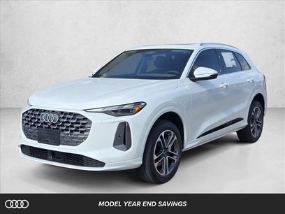 New 2025 Audi Q5 Premium w/ Convenience Package