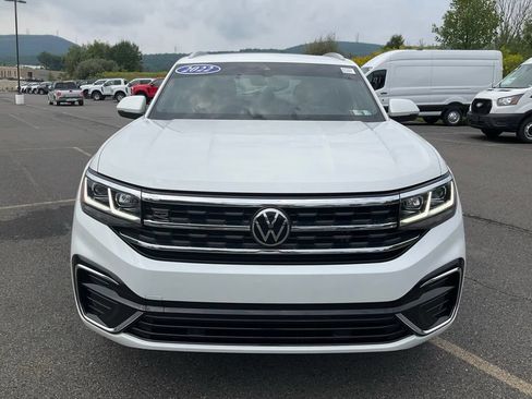 Used 2022 Volkswagen Atlas Cross Sport SEL R-Line AWD/4WD image 25