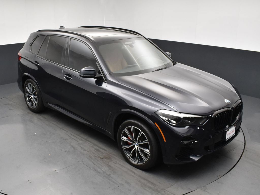 Used 2023 BMW X5 xDrive40i w/ M Sport Package AWD/4WD image 17