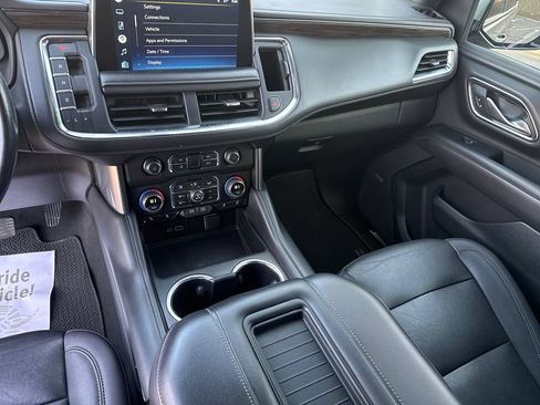 Used 2022 Chevrolet Tahoe Z71 AWD/4WD image 18