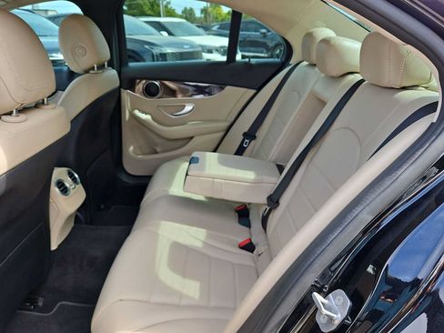 Used 2018 Mercedes-Benz C 300 Sedan image 18