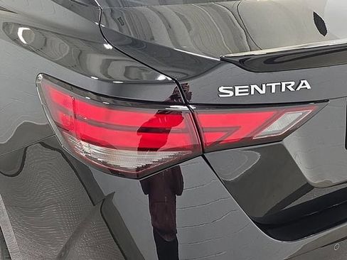 Used 2023 Nissan Sentra SR FWD image 31