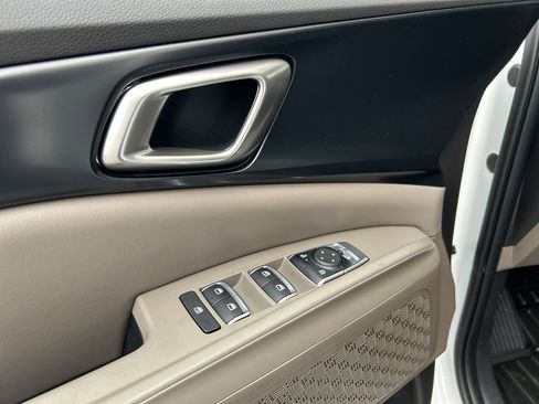 New 2026 Kia Carnival LXS image 16