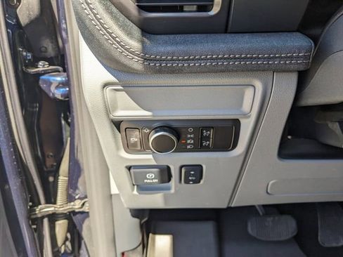 Used 2025 Ford F150 Lightning Flash image 30