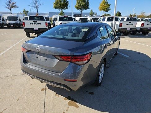 Used 2024 Nissan Sentra S image 6