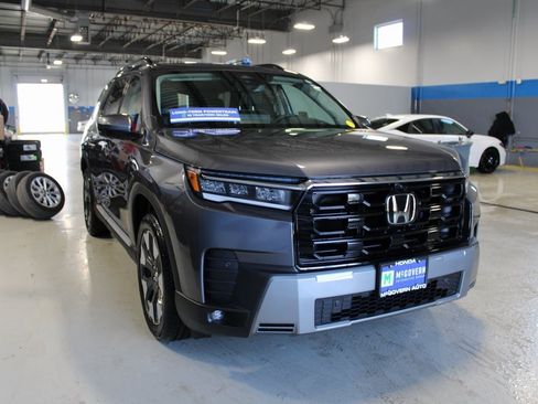 New 2026 Honda Pilot Elite image 4