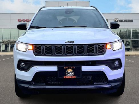New 2026 Jeep Compass Latitude image 6