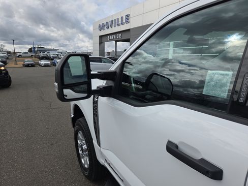 Used 2024 Ford F250 XLT image 10