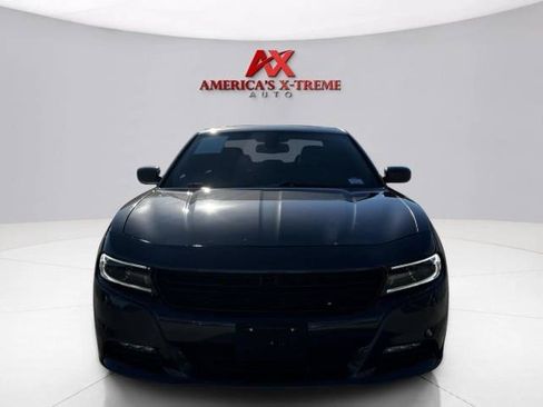 Used 2018 Dodge Charger GT AWD/4WD image 9