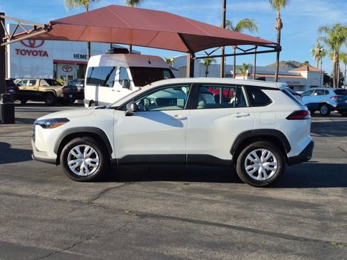 Used 2026 Toyota Corolla Cross L image 9