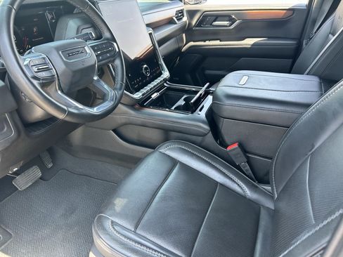 Certified 2025 GMC Yukon XL Denali AWD/4WD image 26