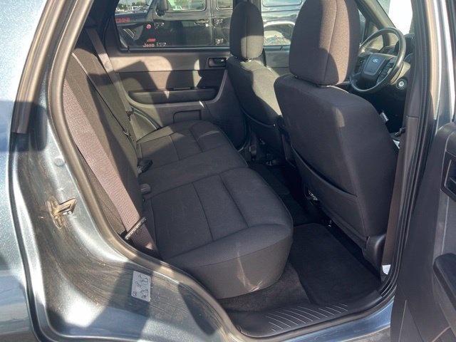 Used 2010 Ford Escape XLT AWD/4WD image 12