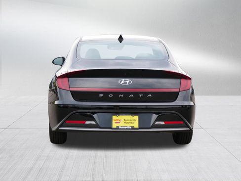 Certified 2023 Hyundai Sonata SE w/ Cargo Package image 6