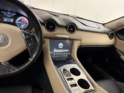 Used 2012 Fisker Karma EcoSport RWD image 17