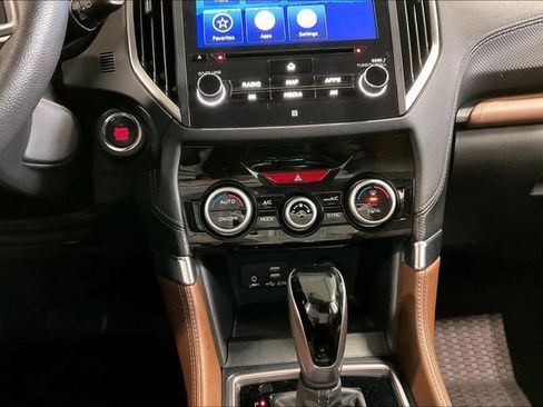 Used 2019 Subaru Forester Touring image 32