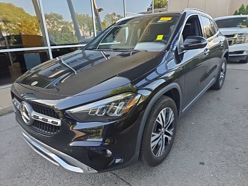 Used 2026 Mercedes-Benz GLA 250 4MATIC image 4