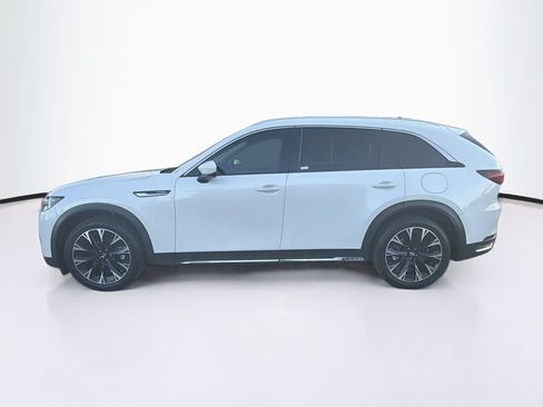 Used 2024 MAZDA CX-90 Plug-In Hybrid w/ Premium Pkg AWD/4WD image 4
