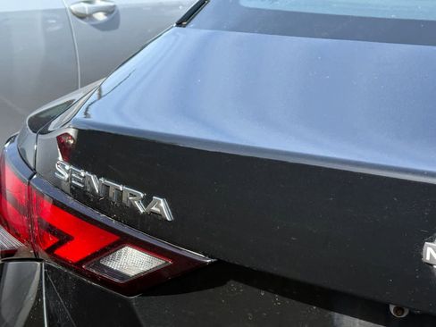 Used 2024 Nissan Sentra SV image 12