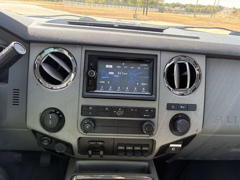 Used 2016 Ford F250 XLT w/ XLT Value Package image 20