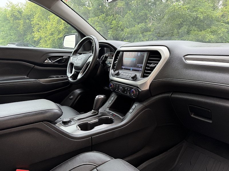 Used 2018 GMC Acadia SLT FWD image 20
