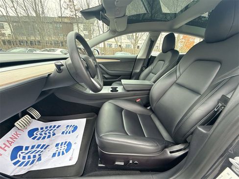 Used 2022 Tesla Model 3 Performance image 13
