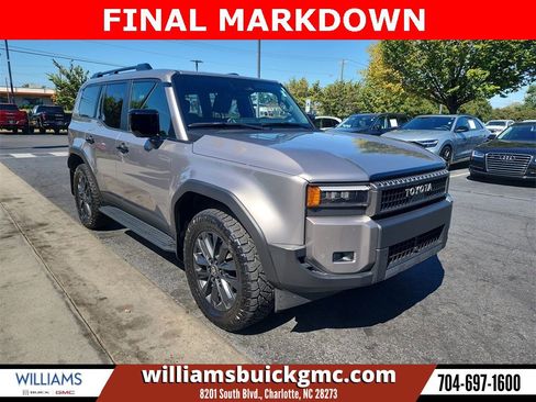 Used 2024 Toyota Land Cruiser image 2