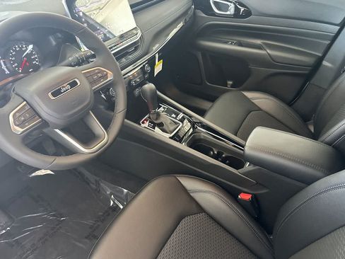 New 2026 Jeep Compass Latitude AWD/4WD image 11