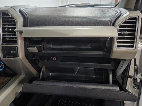 Used 2017 Ford F350 Lariat w/ Lariat Ultimate Package image 40