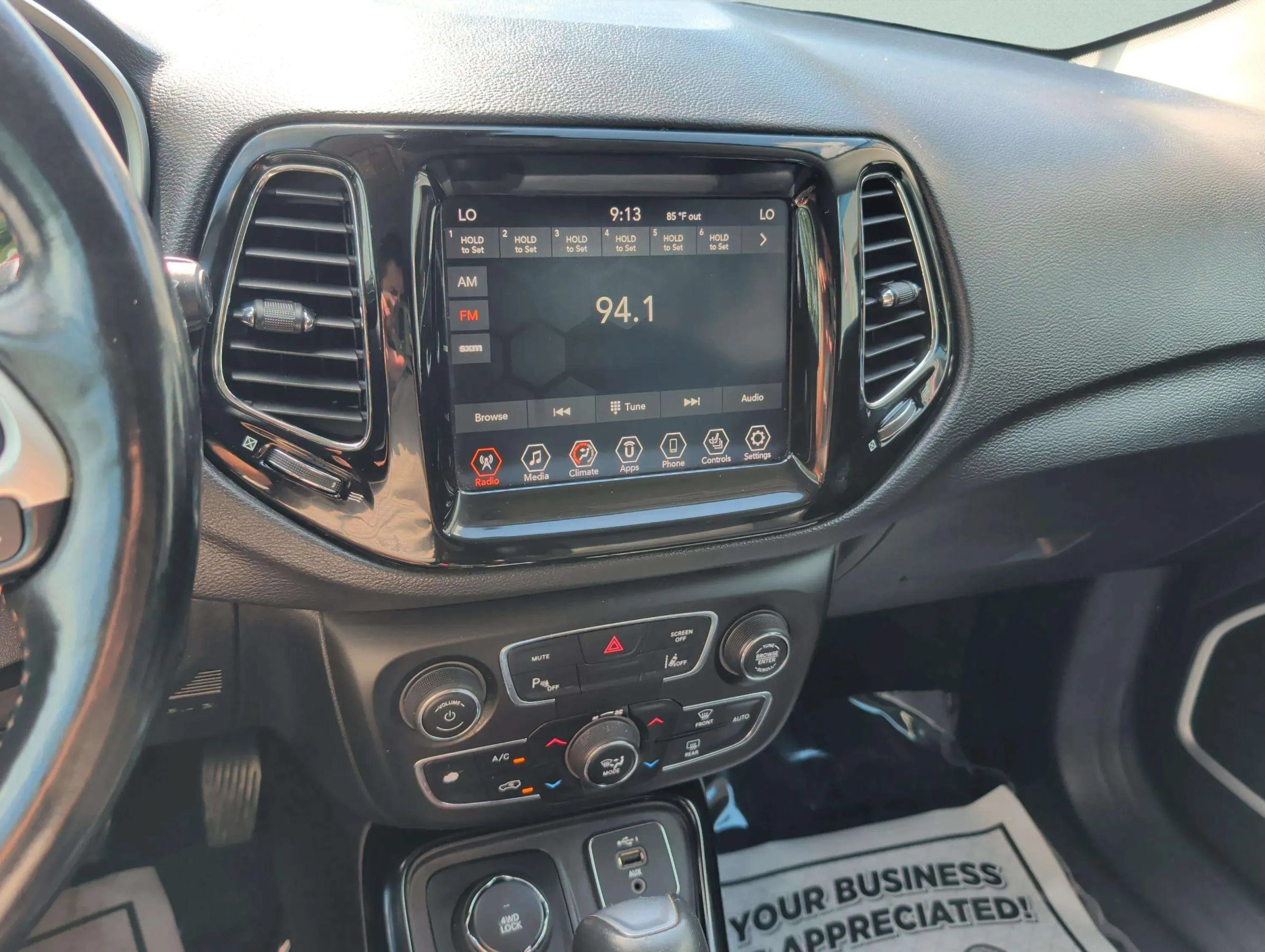 Used 2021 Jeep Compass Limited AWD/4WD image 15