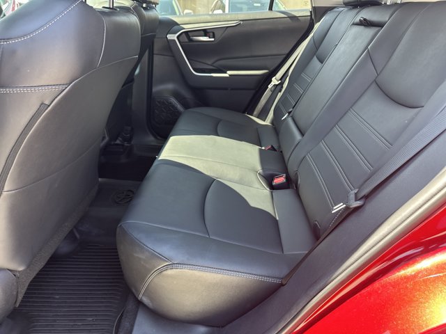 Used 2021 Toyota RAV4 XLE Premium FWD image 36