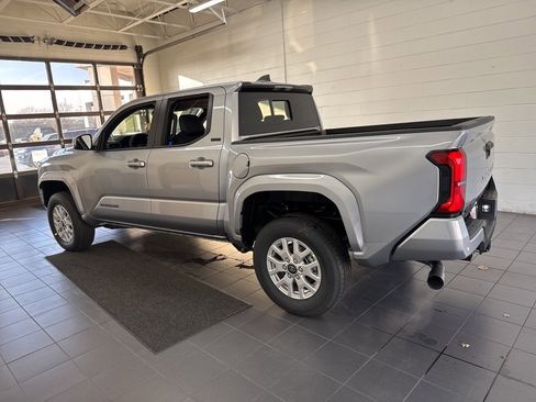 New 2025 Toyota Tacoma SR5 image 5