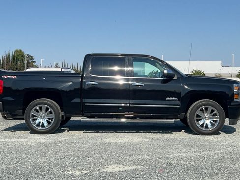 Used 2015 Chevrolet Silverado 1500 High Country w/ High Country Premium Package AWD/4WD image 9