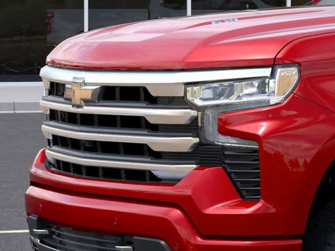 New 2026 Chevrolet Silverado 1500 High Country w/ Technology Package AWD/4WD image 13