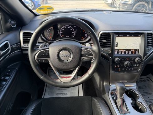 Used 2018 Jeep Grand Cherokee Trailhawk AWD/4WD image 35