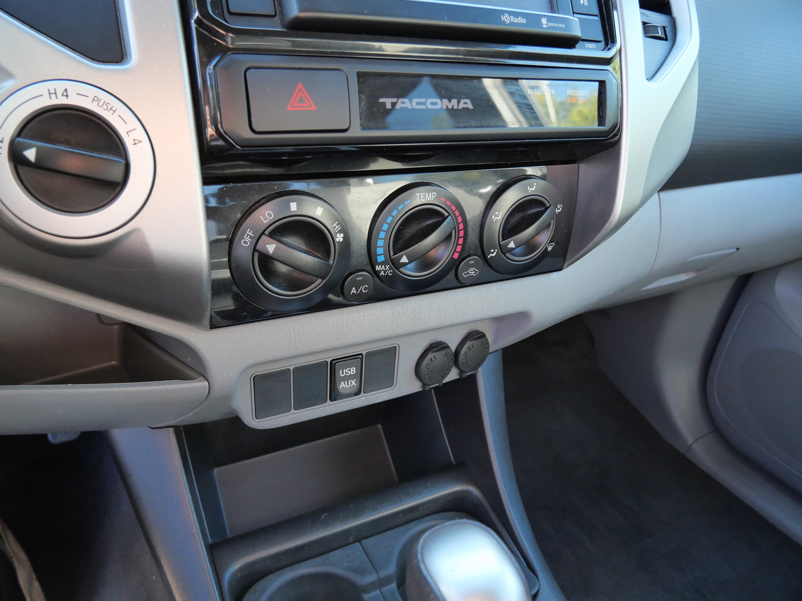 Used 2015 Toyota Tacoma 4x4 Double Cab w/ SR5 Package image 23