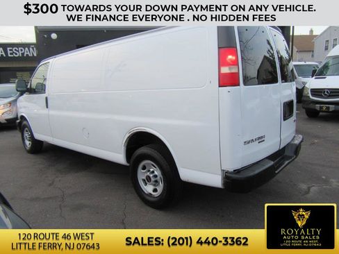 Used 2015 GMC Savana 2500 RWD 2500 155 image 8