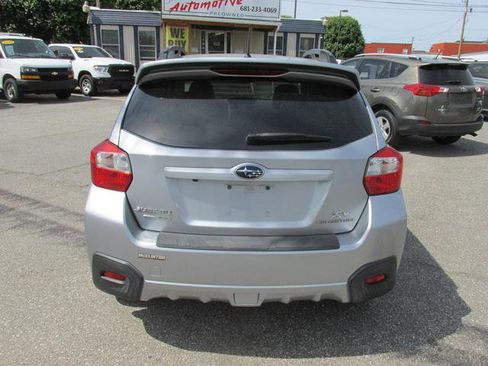 Used 2014 Subaru Crosstrek 2.0i Limited w/ Popular Package #1 AWD/4WD image 4