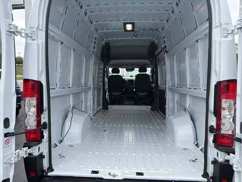 New 2026 RAM ProMaster 3500 w/ Advanced Safety Group FWD image 10