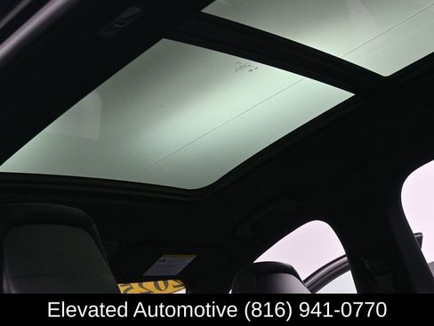 Used 2025 Lincoln Nautilus Reserve w/ Jet Appearance Package AWD/4WD image 24