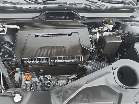 Used 2025 Honda Pilot EX-L image 31