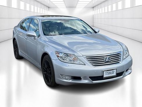 Used 2012 Lexus LS 460 AWD w/ Luxury Value Edition image 3