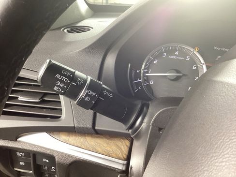 Used 2017 Acura MDX SH-AWD w/ Advance Package image 24