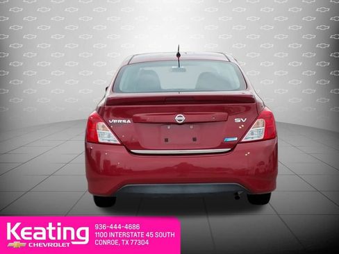 Used 2015 Nissan Versa SV FWD image 7