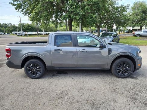 New 2024 Ford Maverick Lariat w/ Black Appearance Package image 2