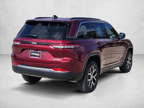 New 2025 Jeep Grand Cherokee Limited w/ Trailer Tow Package image 5