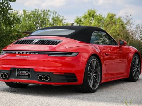 Certified 2024 Porsche 911 Cabriolet image 38