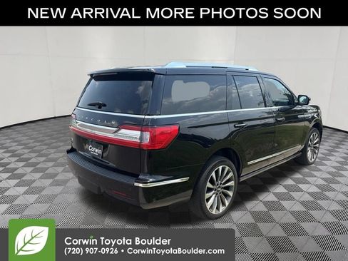 Used 2021 Lincoln Navigator Reserve AWD/4WD image 8
