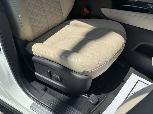 Used 2022 Nissan Murano Platinum w/ Cargo Package AWD/4WD image 19